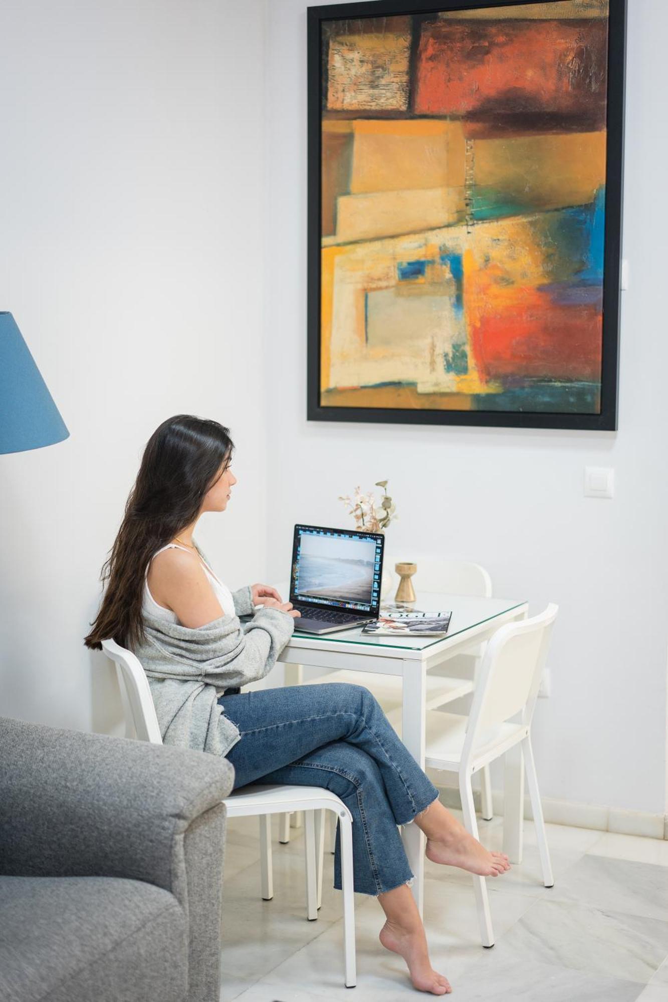 Apartamento Triana Deluxe Con Patio Privado Sevilla Eksteriør billede