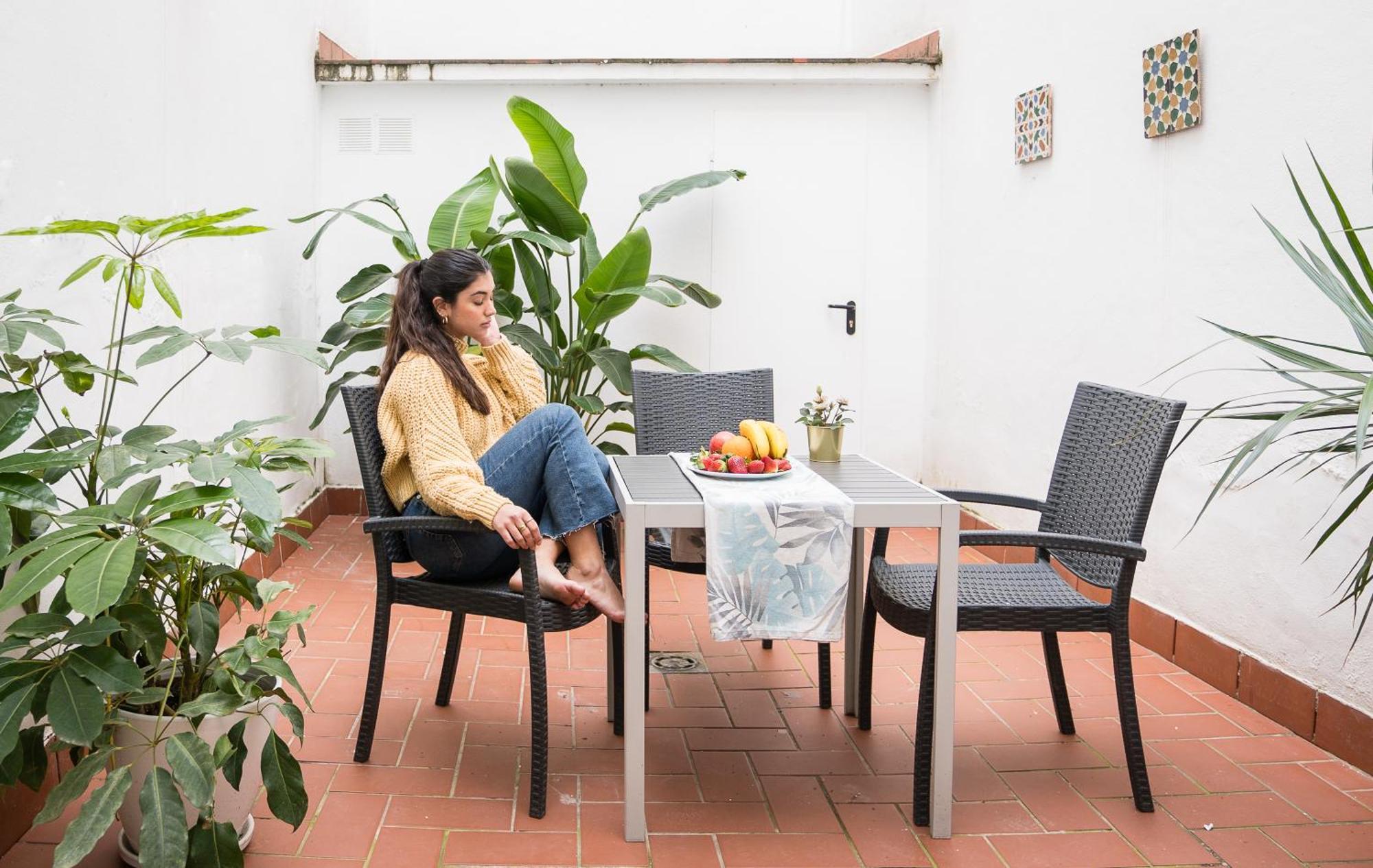 Apartamento Triana Deluxe Con Patio Privado Sevilla Eksteriør billede