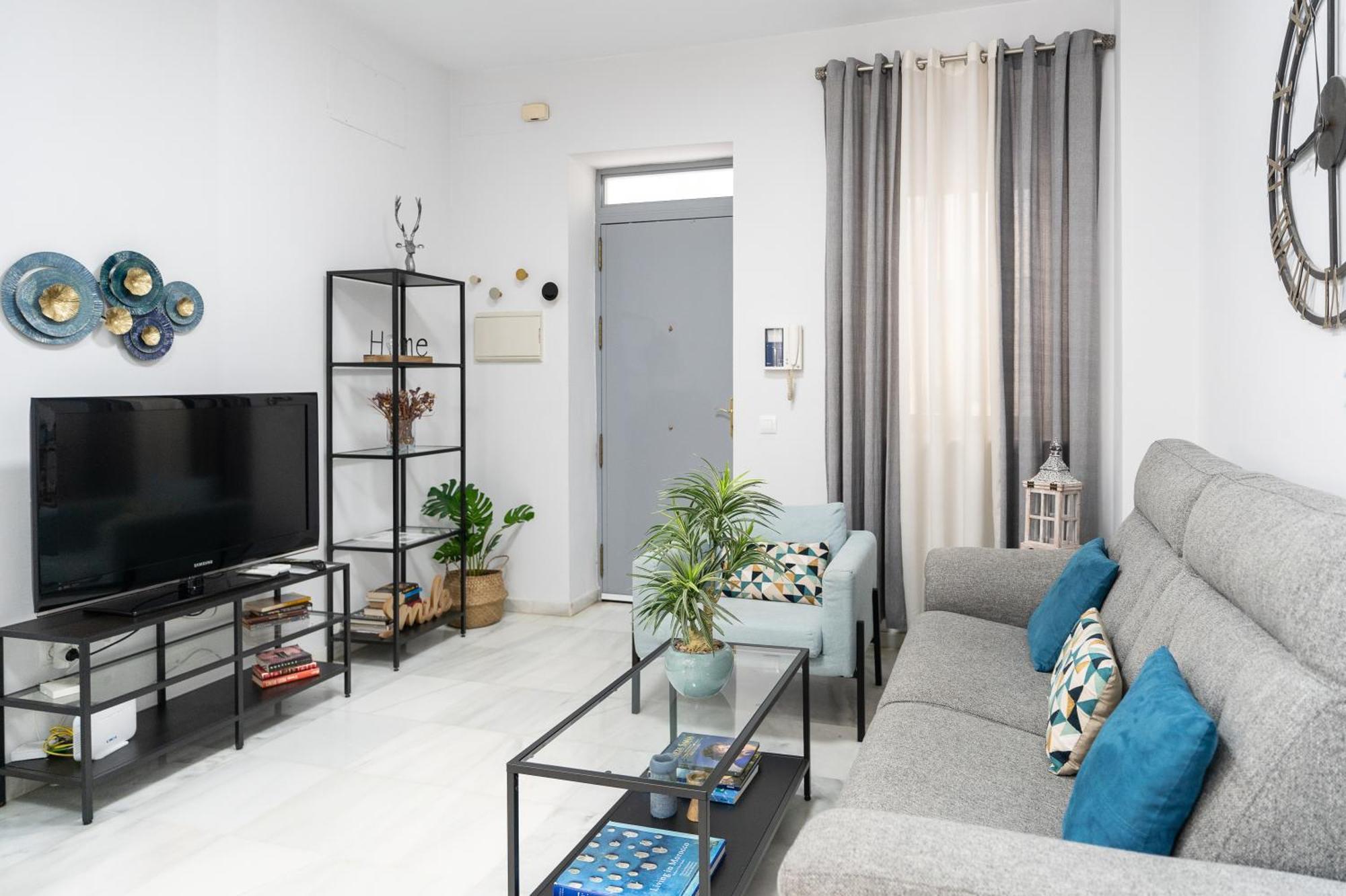 Apartamento Triana Deluxe Con Patio Privado Sevilla Eksteriør billede